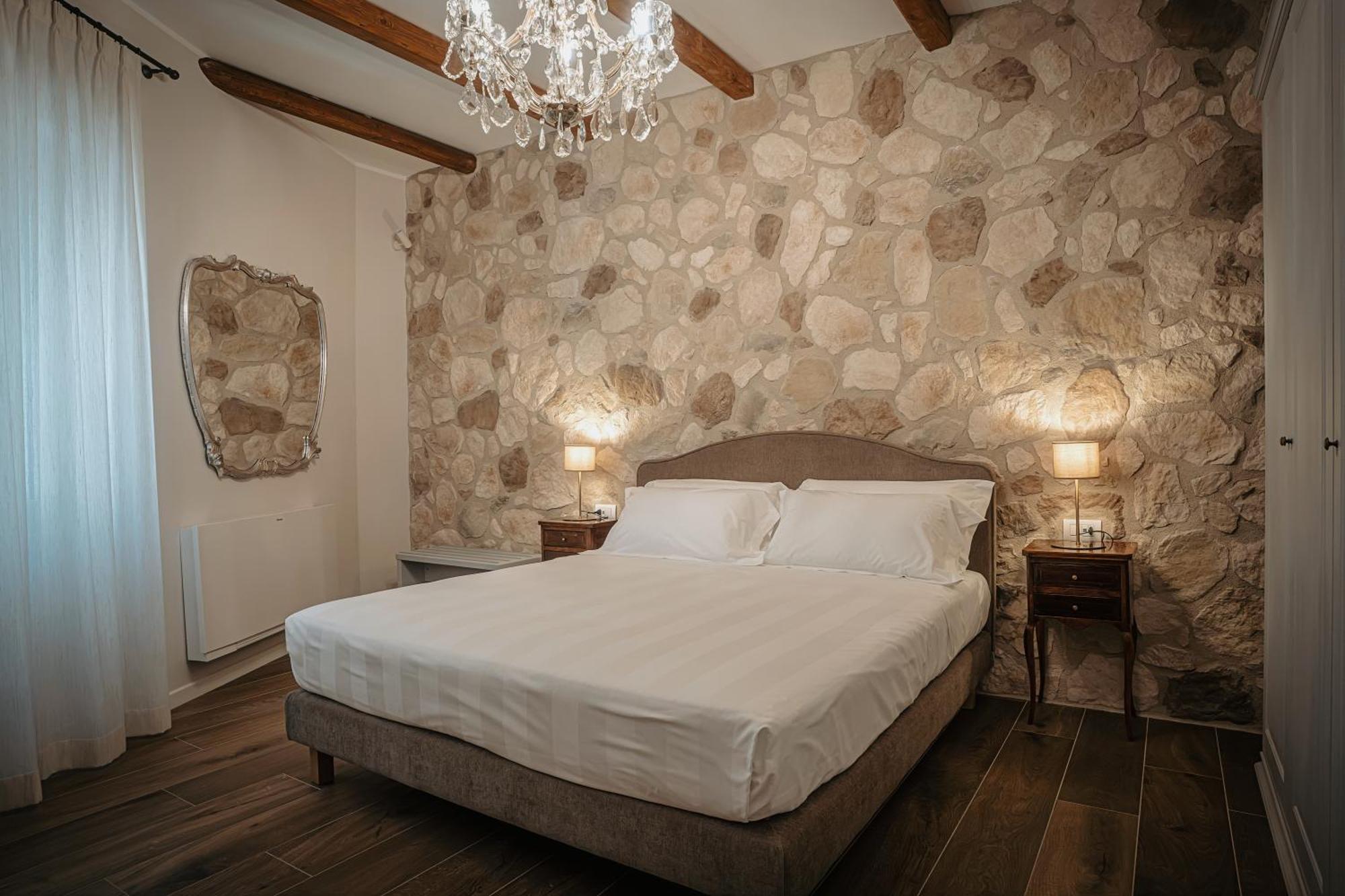 Dimora Lombardi Hotel Matera Exterior photo